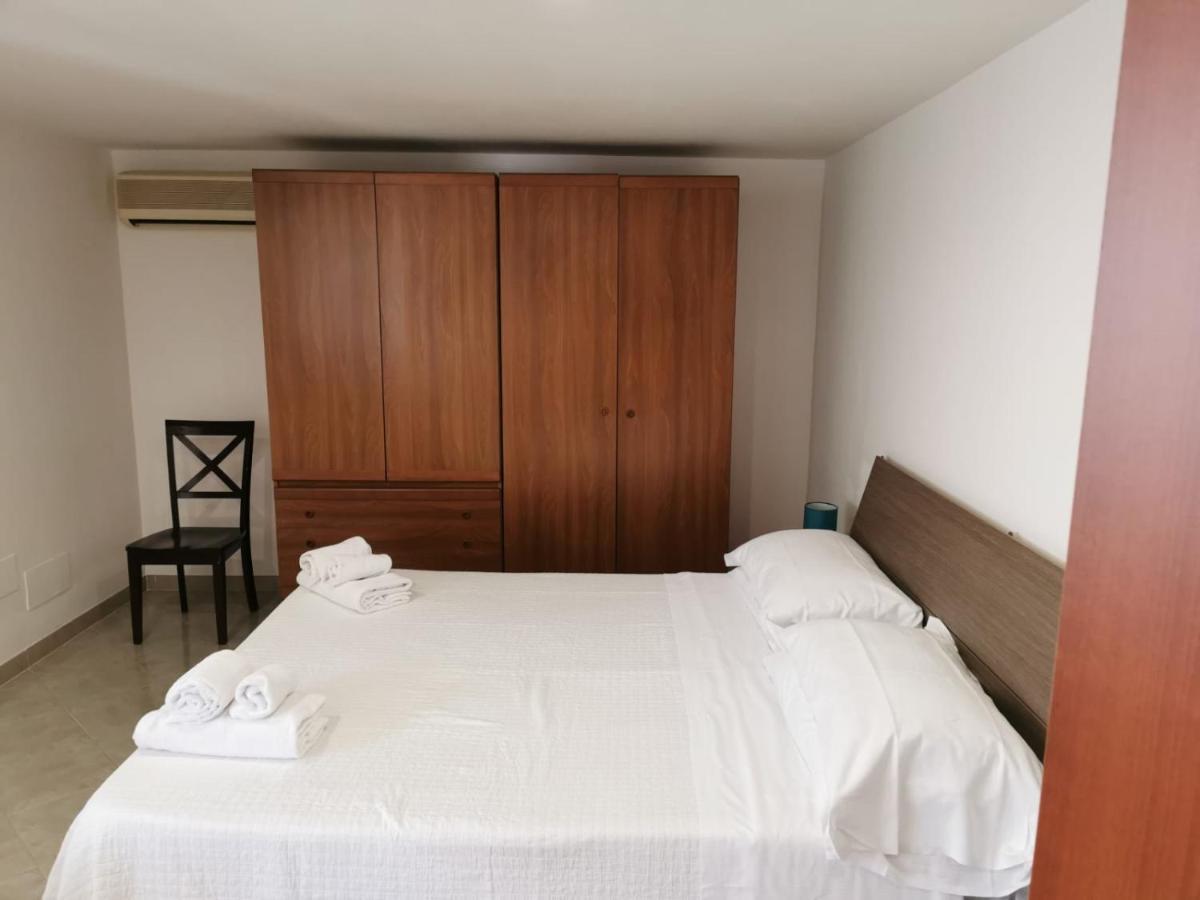 Relais Maria Luisa Locazione Turistica Di Simona Capaccio Panzió Fiumicino Kültér fotó
