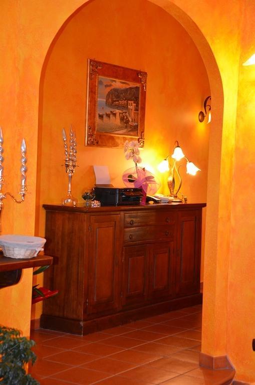 Relais Maria Luisa Locazione Turistica Di Simona Capaccio Panzió Fiumicino Kültér fotó