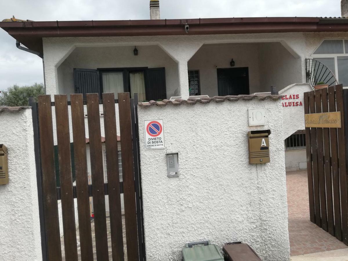 Relais Maria Luisa Locazione Turistica Di Simona Capaccio Panzió Fiumicino Kültér fotó